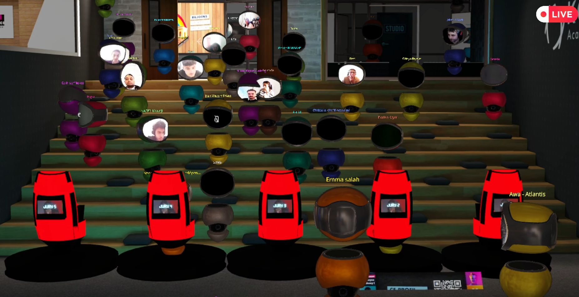 Keyce Academy — jury de diplômés en amphithéâtre virtuel avec avatars et diffusion live